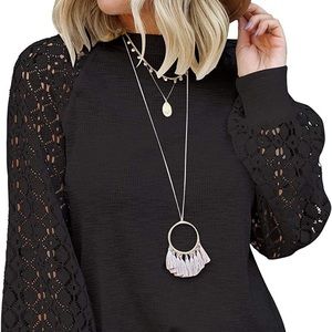 Women’s long sleeve loose blouse, NEW, size small, black